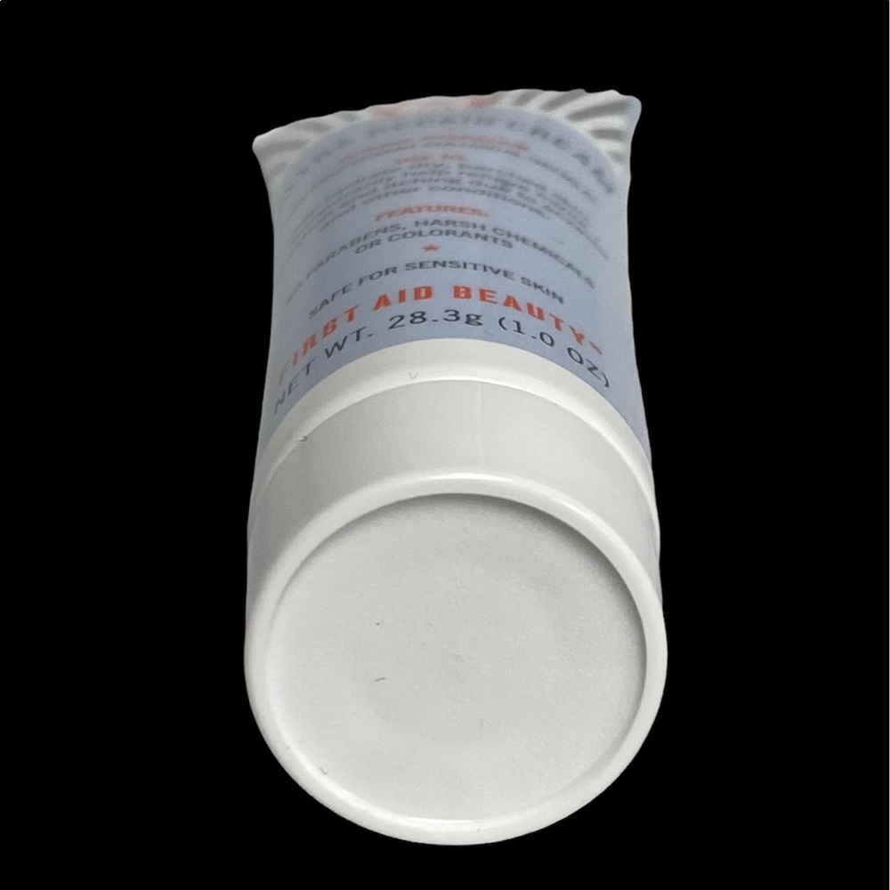 First Aid Beauty Ultra Repair Cream - Travel Size - 1 fl. oz. - Picture 10 of 12